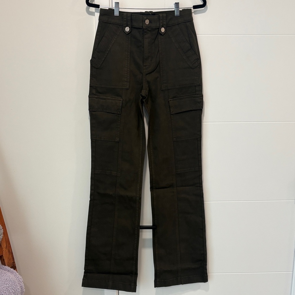 BNWT Dark Olive Cargo Pants White House Black Market Size 6 LONG 33” inseam